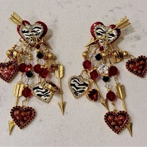 LUNCH AT THE RITZ  valentine earrings.  Fabulous